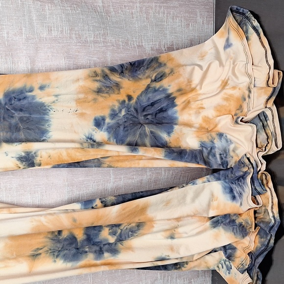 Ladies 2 piece size 2X outfit. - Picture 7 of 8